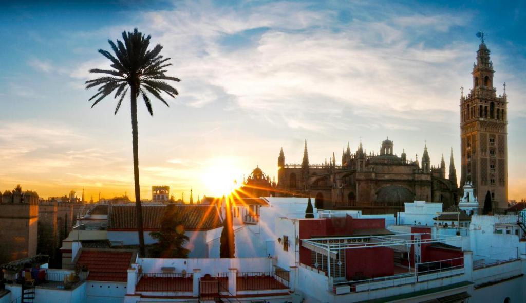 Hotel Palacio Alcazar Sevilla Bagian luar foto