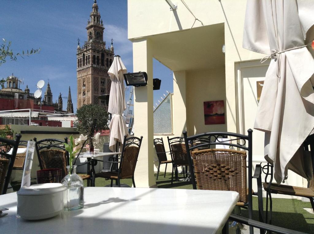 Hotel Palacio Alcazar Sevilla Bagian luar foto